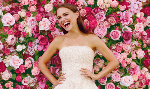 Miss-Dior-natalie-portman-34574211-500-297